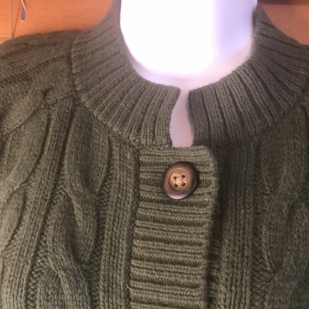Banana Republic olive sweater poncho cape cable knit - Picture 2 of 7